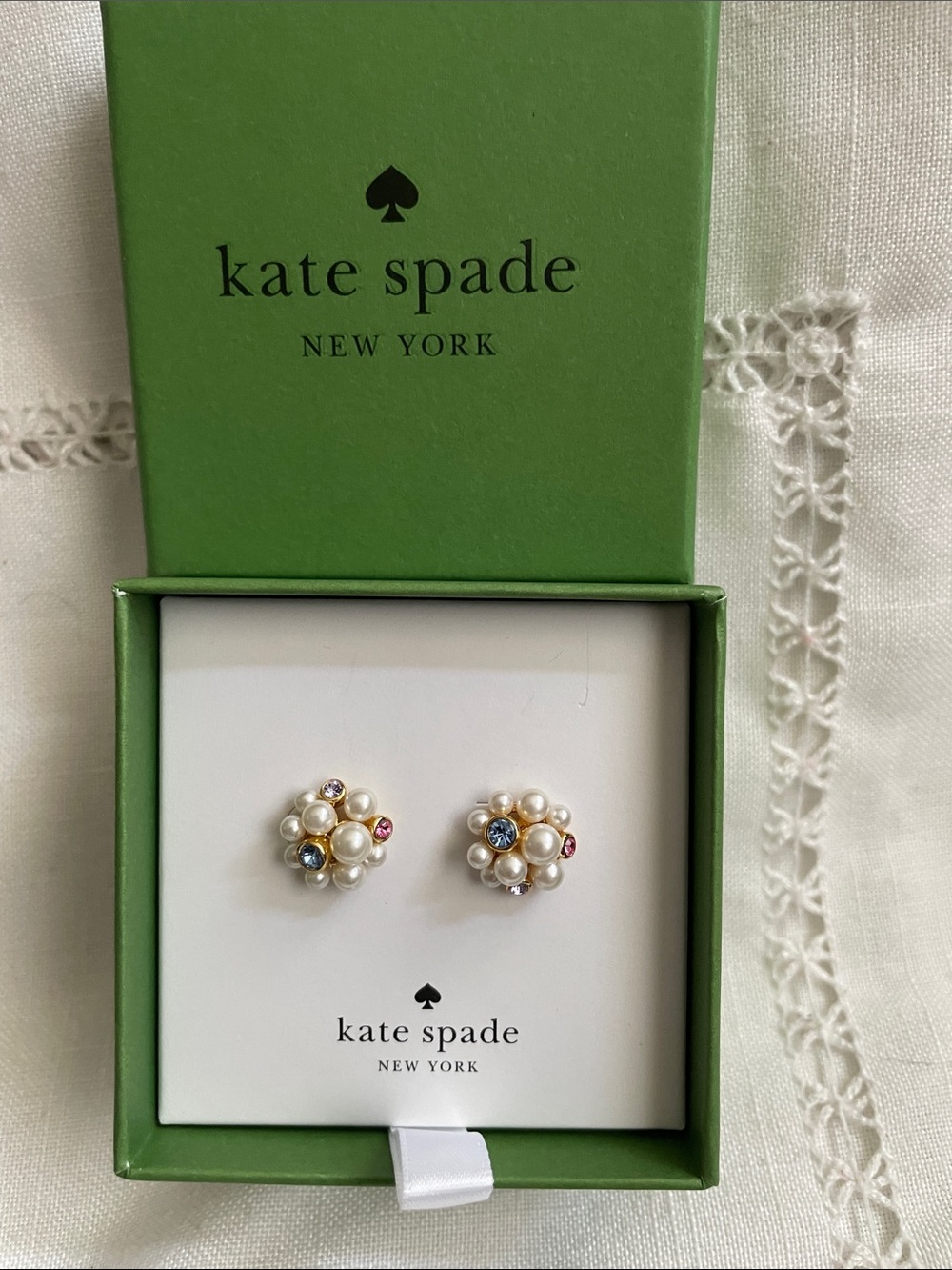 kate spade pearl cluster stud earrings - pearl with blue & pink accents NET